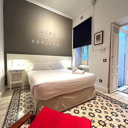 Home In Seville V33-B ภายนอก รูปภาพ