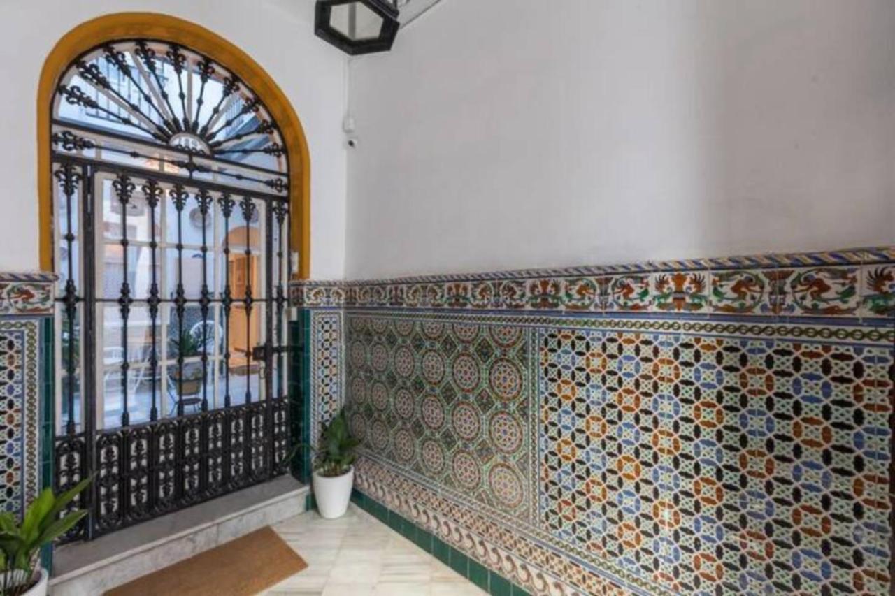 Home In Seville V33-B ภายนอก รูปภาพ